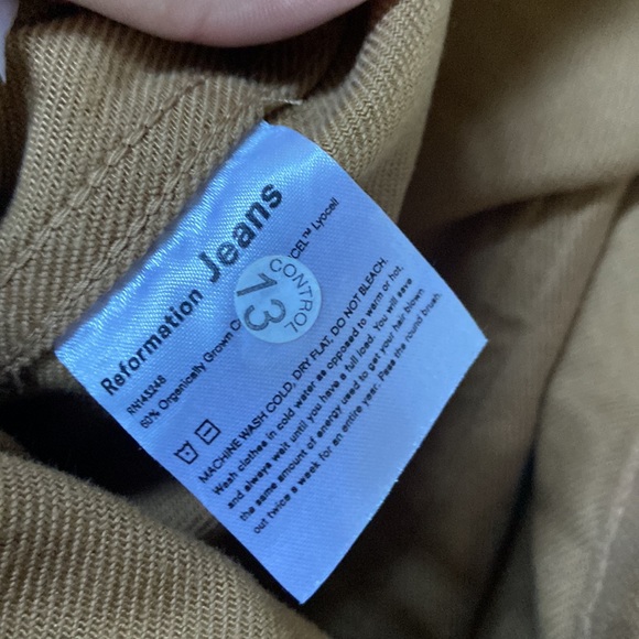 Reformation Marine Jeans in Butterscotch - Picture 5 of 8